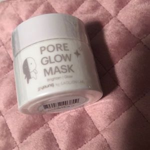 Pore Glow Mask